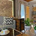 Chalet Cityside Eger