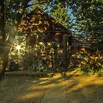 Cityside Chalet Eger